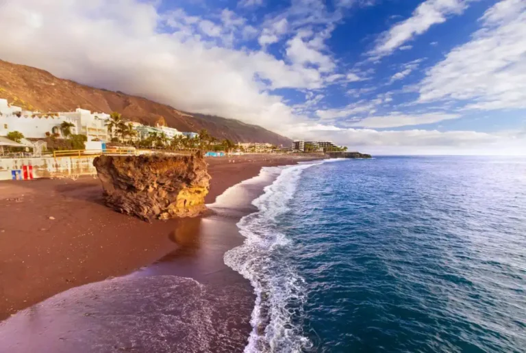 Puerto Naos beach in La Palma, a popular area for diving activities